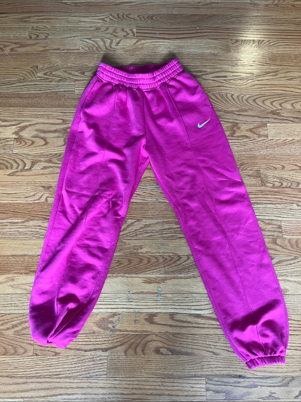 Women’s Nike sweat pants
